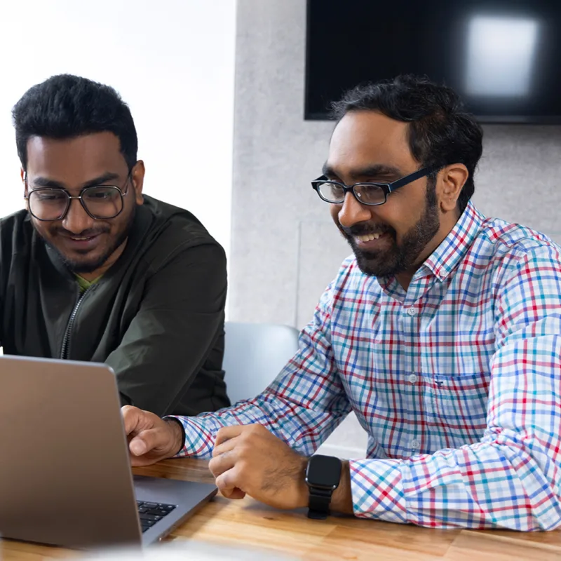 DISH Career People 6 1000x1000