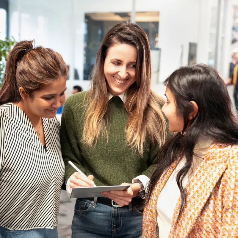 DISH Career People 1 1000x1000