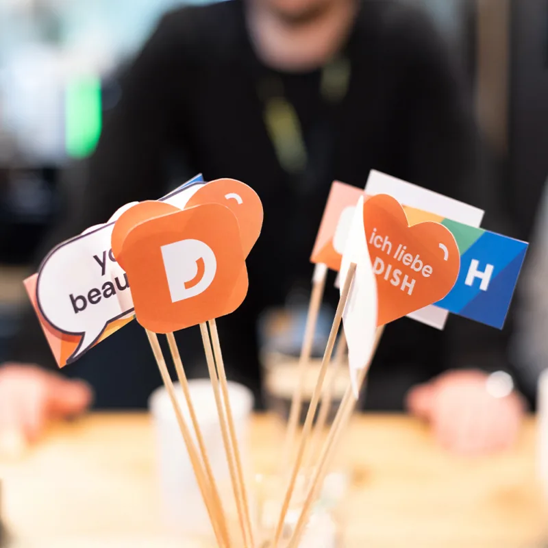 DISH Career People 5 1000x1000