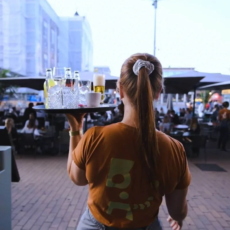 Bar cafe terras bestellen betalen