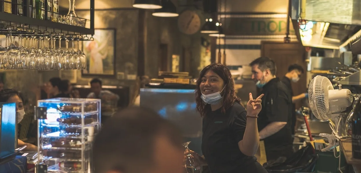 138 Restaurant staff 1