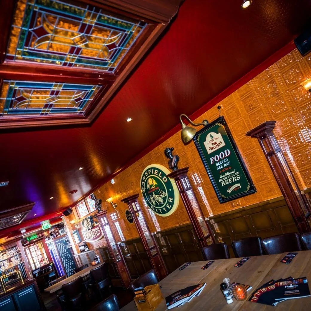 Bier en eetcafe pelles interieur