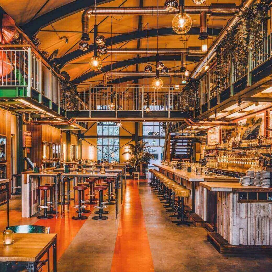 Restaurant industrieel interieur